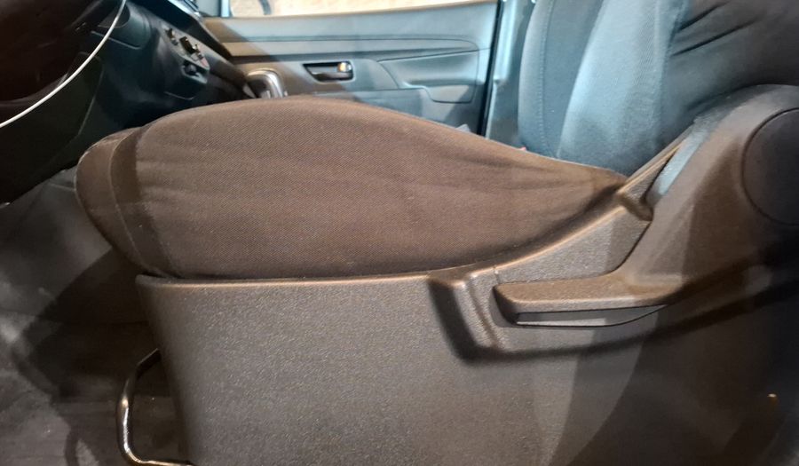 Suzuki Ertiga 1.5 GLS AUTO Minivan 2021