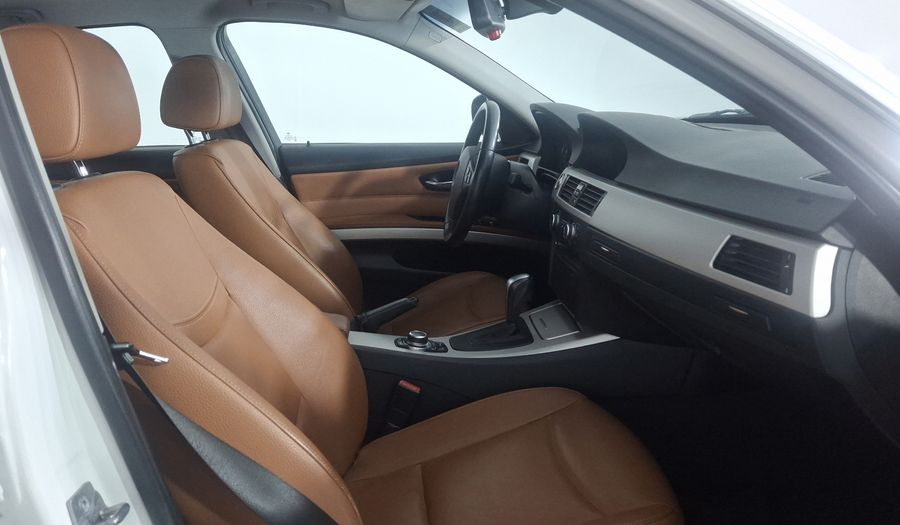 Bmw Serie 3 2.5 325IA PROGRESSIVE Sedan 2011