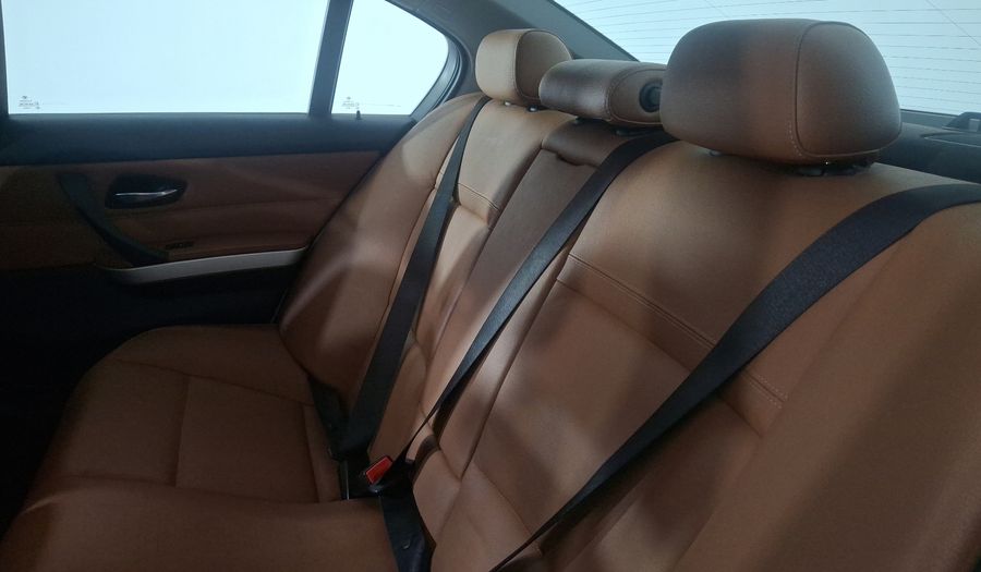 Bmw Serie 3 2.5 325IA PROGRESSIVE Sedan 2011