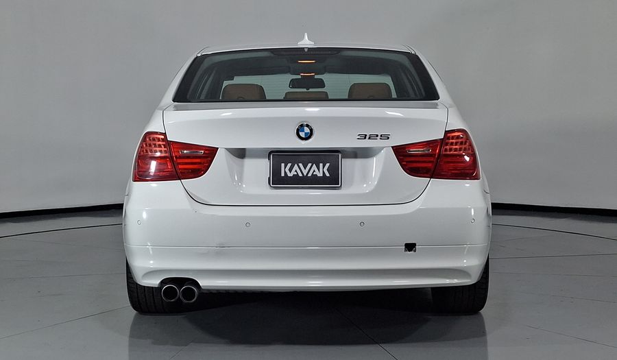 Bmw Serie 3 2.5 325IA PROGRESSIVE Sedan 2011