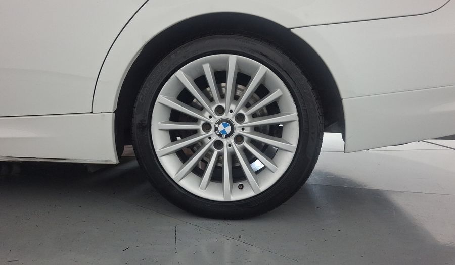 Bmw Serie 3 2.5 325IA PROGRESSIVE Sedan 2011