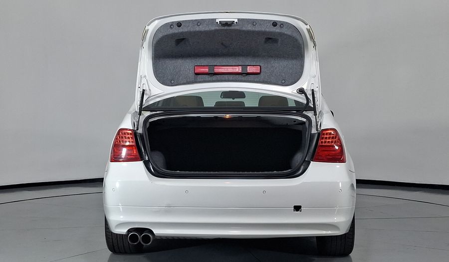 Bmw Serie 3 2.5 325IA PROGRESSIVE Sedan 2011