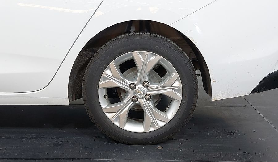 Chevrolet Onix Plus 1.0 TURBO LTZ AUTO Sedan 2023