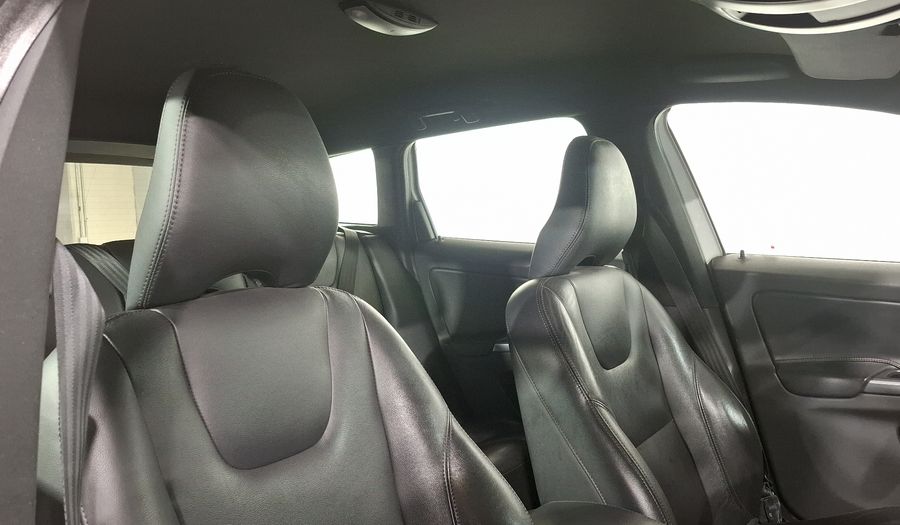 Volvo Xc60 2.0 ADDITION PLUS T5 AT Suv 2015