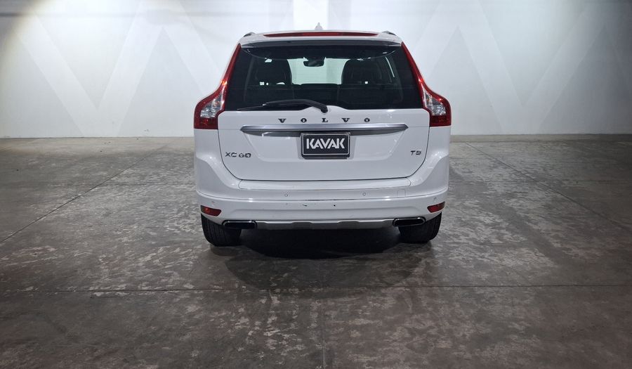 Volvo Xc60 2.0 ADDITION PLUS T5 AT Suv 2015