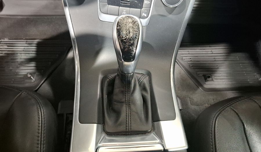 Volvo Xc60 2.0 ADDITION PLUS T5 AT Suv 2015