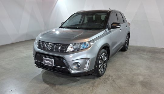 Suzuki • Vitara