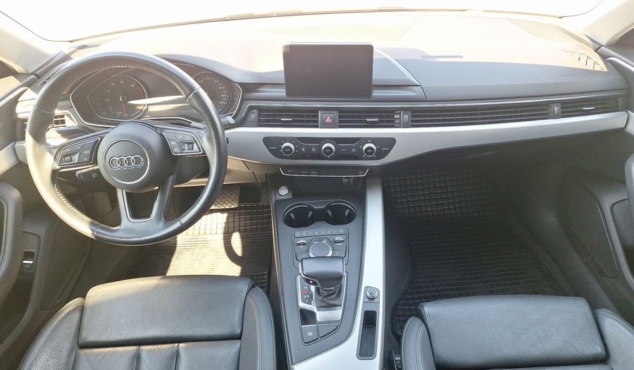 Audi A4 1.4 TFSI S TRONIC DESIGN Sedan 2017