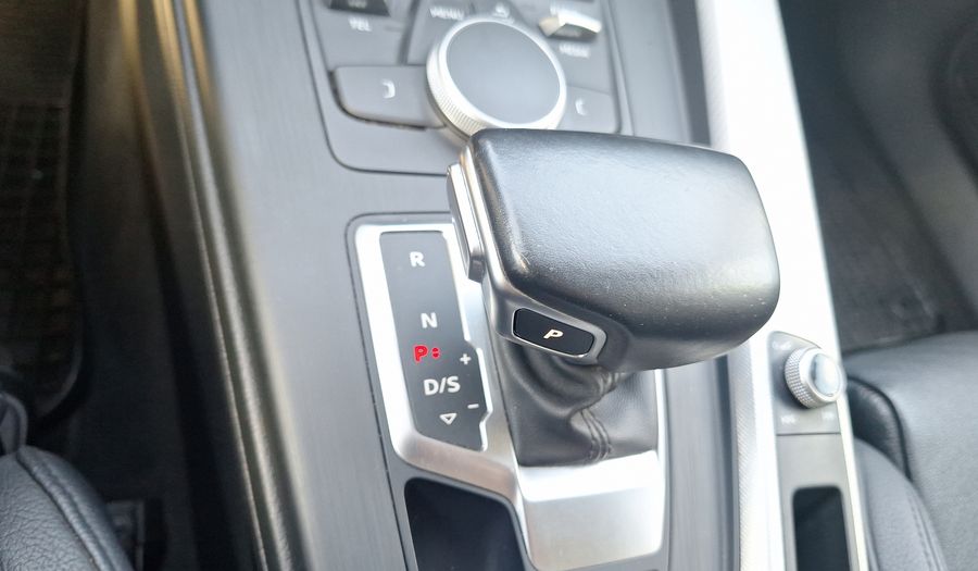 Audi A4 1.4 TFSI S TRONIC DESIGN Sedan 2017