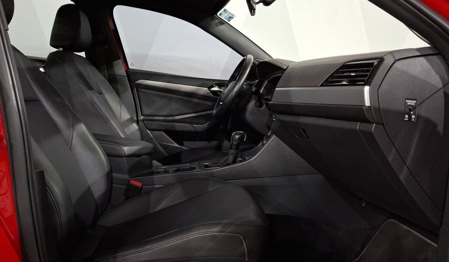 Volkswagen Jetta 1.4 R-LINE AUTO Sedan 2021