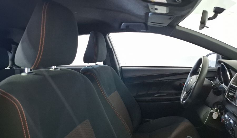 Toyota Yaris 1.5 CORE MT 5PTAS Hatchback 2017