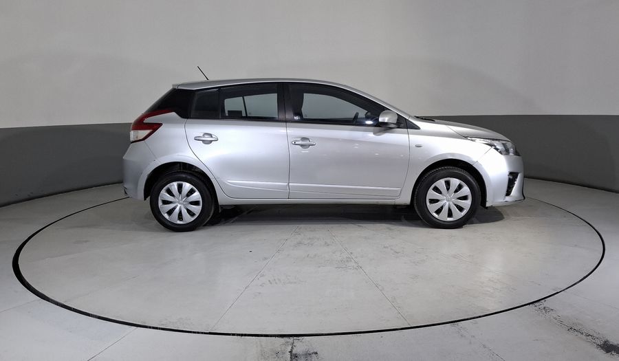 Toyota Yaris 1.5 CORE MT 5PTAS Hatchback 2017