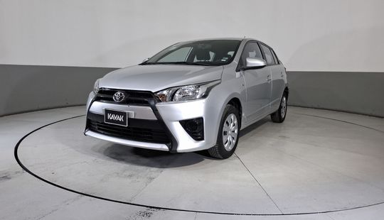 Toyota • Yaris