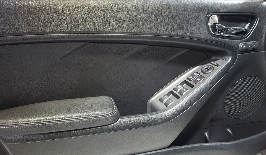 Kia Forte 2.0 SX AT Hatchback 2017