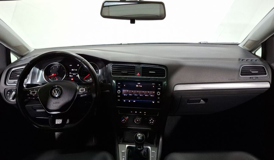 Volkswagen Golf 1.4 COMFORTLINE Hatchback 2018