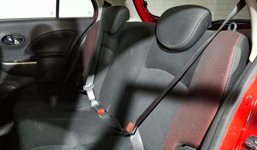 Nissan March 1.6 EXCLUSIVE BI-TONO AUTO Hatchback 2020