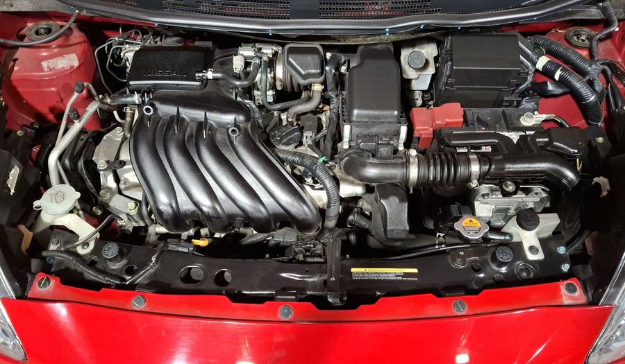 Nissan March 1.6 EXCLUSIVE BI-TONO AUTO Hatchback 2020