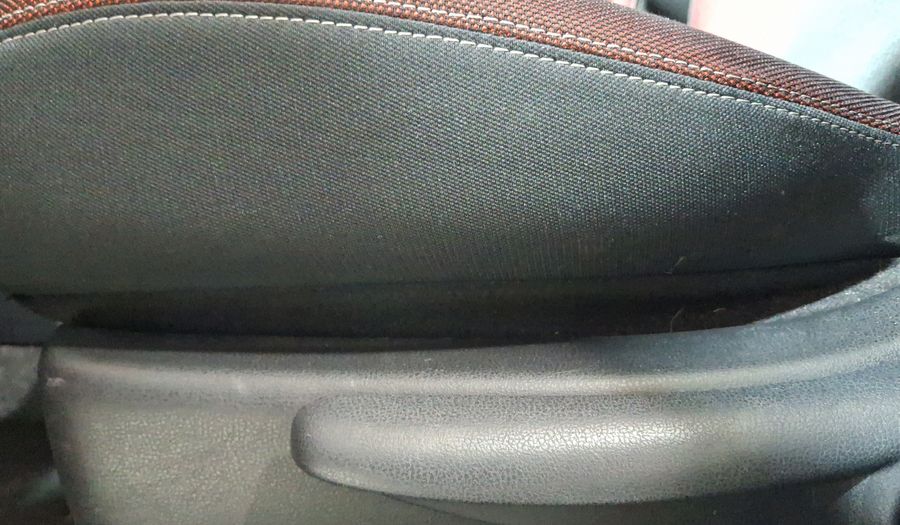 Nissan March 1.6 EXCLUSIVE BI-TONO AUTO Hatchback 2020