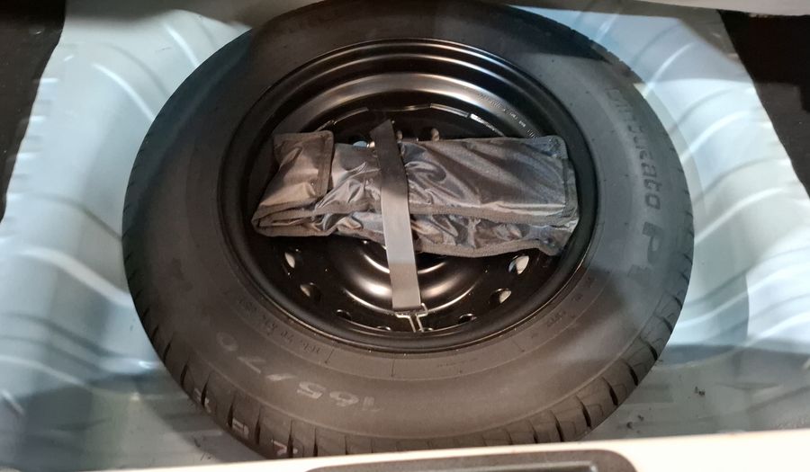 Renault Kwid 1.0 BITONO Hatchback 2023