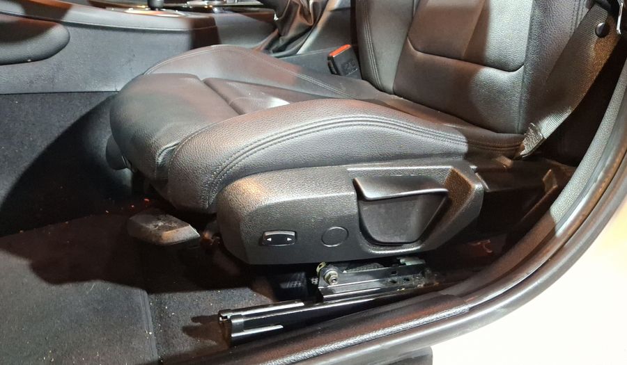 Bmw Serie 1 1.6 120IA SPORT LINE Hatchback 2016