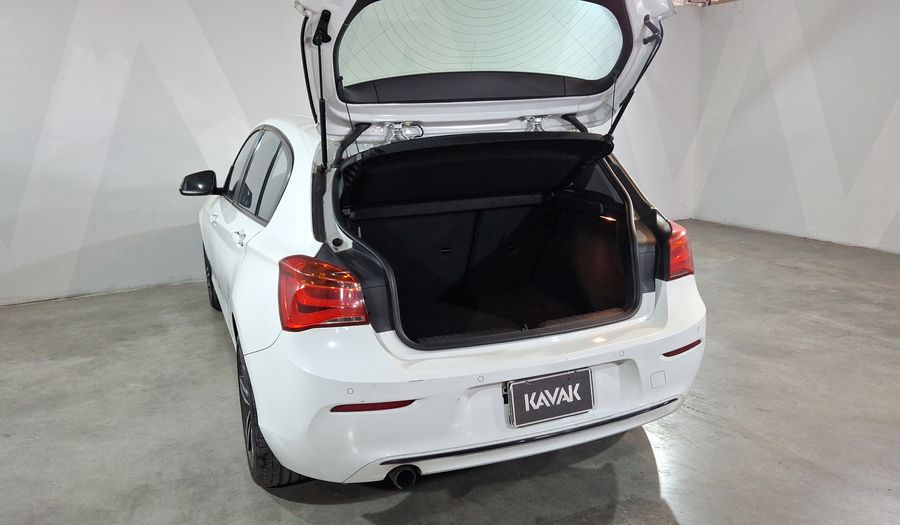 Bmw Serie 1 1.6 120IA SPORT LINE Hatchback 2016