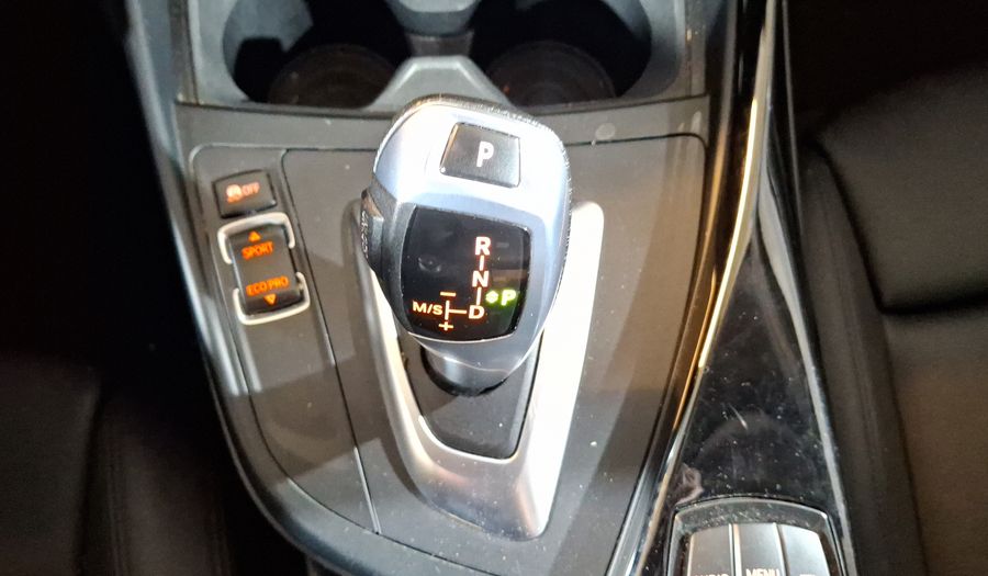 Bmw Serie 1 1.6 120IA SPORT LINE Hatchback 2016