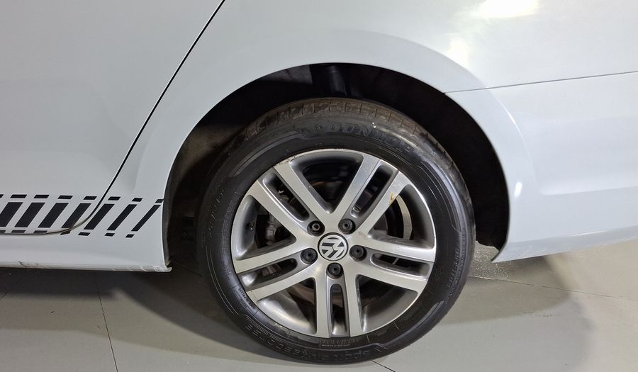 Volkswagen Jetta 2.5 TRENDLINE MT Sedan 2018