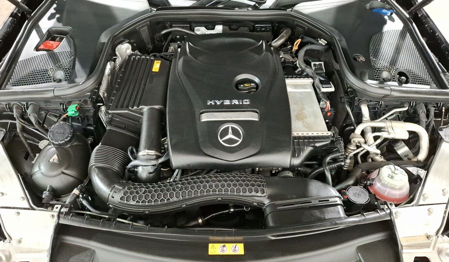Mercedes Benz Clase E 2.0 PHEV 350 EXCLUSIVE AUTO Sedan 2022