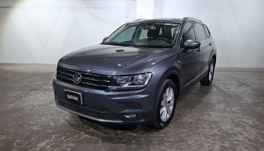 Volkswagen • Tiguan