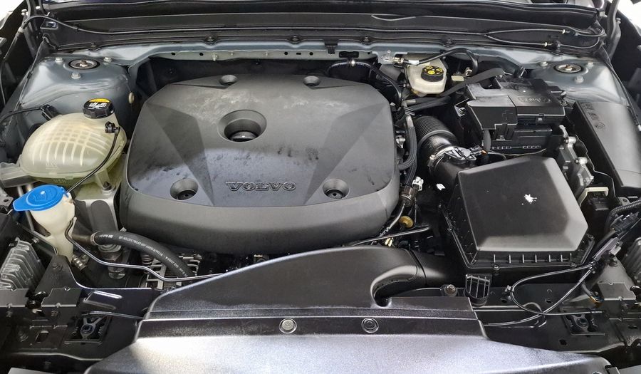 Volvo Xc40 2.0 T5 R-DESIGN AUTO AWD Suv 2021