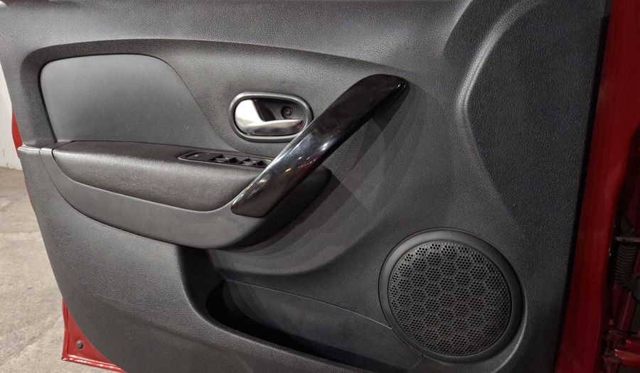 Renault Logan 1.6 INTENS MT Sedan 2023