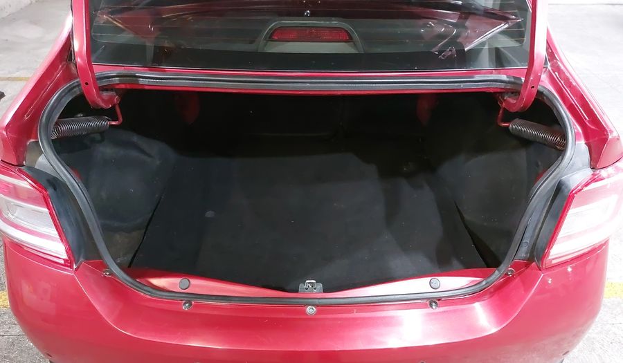 Renault Logan 1.6 INTENS MT Sedan 2023