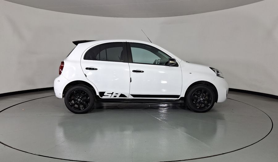 Nissan March 1.6 EXCLUSIVE BI-TONO AUTO Hatchback 2020