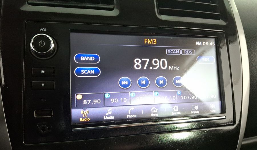 Nissan March 1.6 EXCLUSIVE BI-TONO AUTO Hatchback 2020