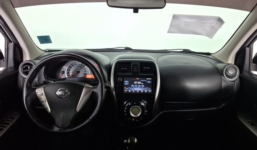 Nissan March 1.6 EXCLUSIVE BI-TONO AUTO Hatchback 2020