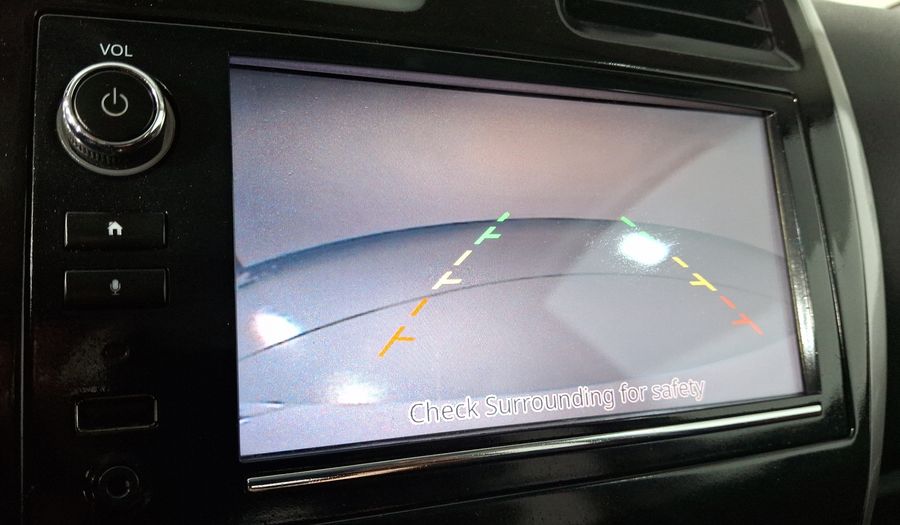 Nissan March 1.6 EXCLUSIVE BI-TONO AUTO Hatchback 2020