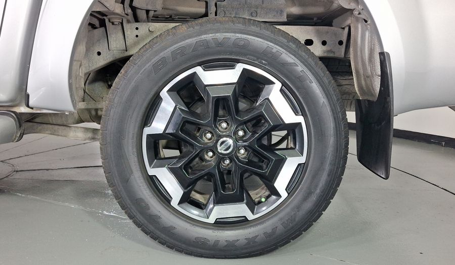 Nissan Frontier 2.5 PLATINUM LE AUTO Pickup 2022