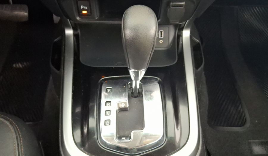 Nissan Frontier 2.5 PLATINUM LE AUTO Pickup 2022