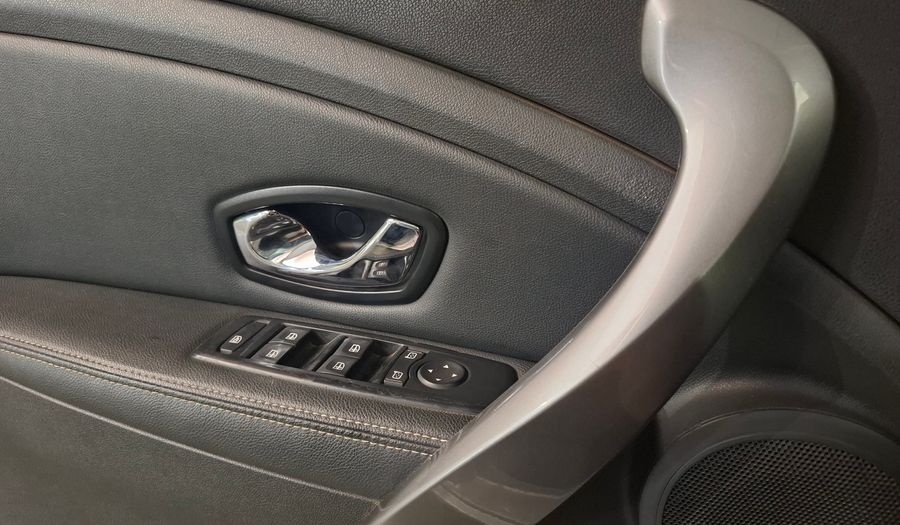 Renault Fluence 2.0 LUXE PACK CUERO Sedan 2017