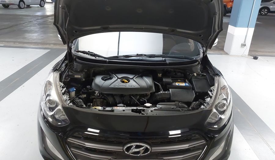 Hyundai I30 1.8 16V MPI AUTO BASICO+TETO Hatchback 2016