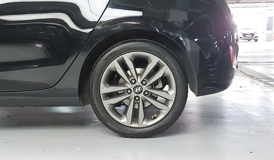 Hyundai I30 1.8 16V MPI AUTO BASICO+TETO Hatchback 2016