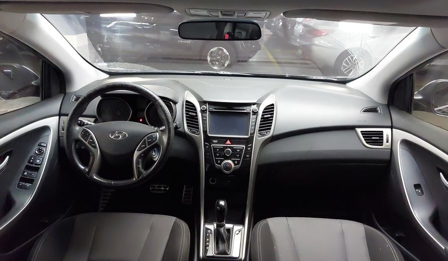 Hyundai I30 1.8 16V MPI AUTO BASICO+TETO Hatchback 2016