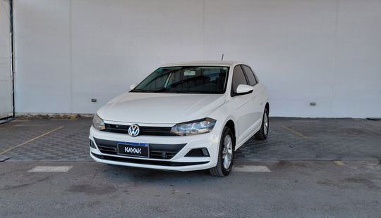 Volkswagen • Polo