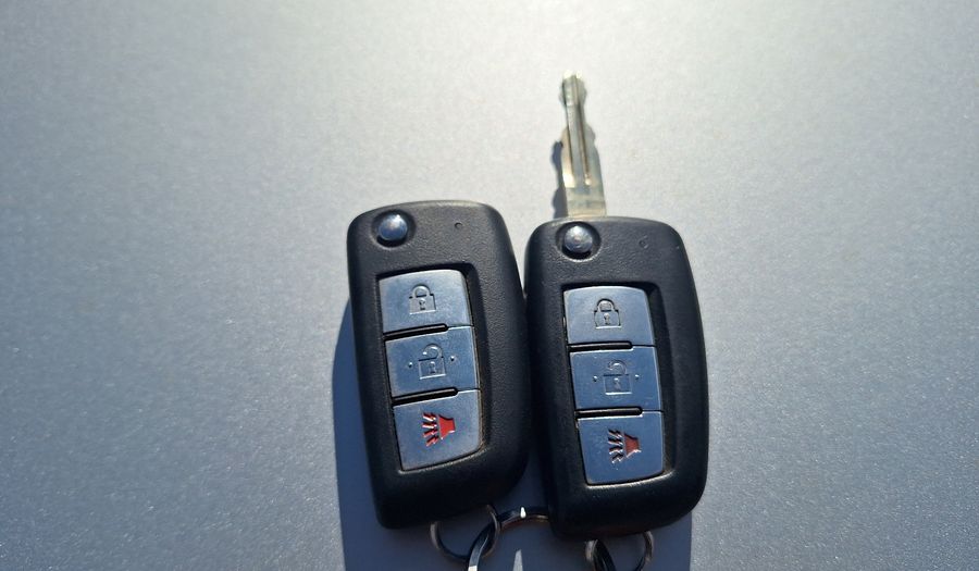 Nissan X-trail 2.5 CVT SENSE Suv 2017