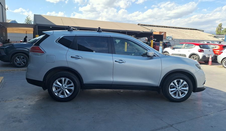 Nissan X-trail 2.5 CVT SENSE Suv 2017