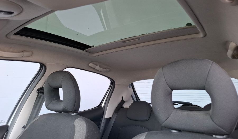 Peugeot 207 COMPACT XT 1.6 Hatchback 2009