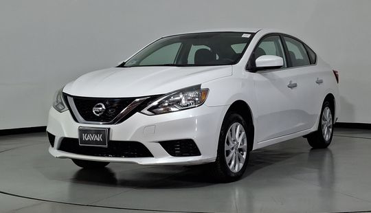 Nissan • Sentra