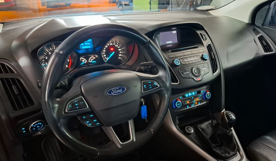 Ford Focus Iii 2.0 SE PLUS Hatchback 2016