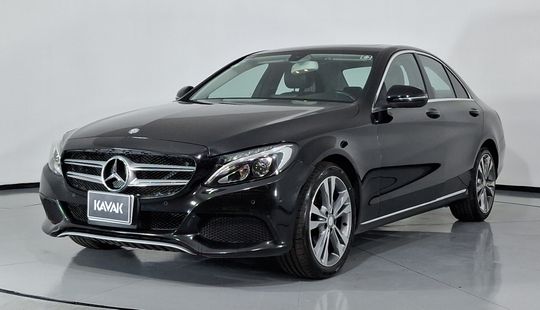 Mercedes Benz • Clase C