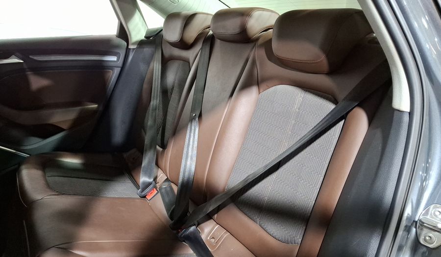 Audi A3 1.4 TFSI ATTRACTION S TRONIC Sedan 2016